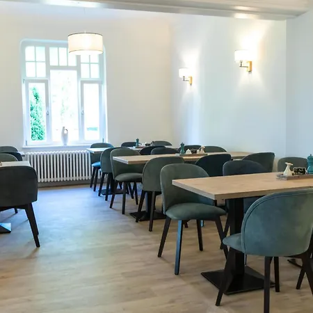 Apartment Am Haus 2 4