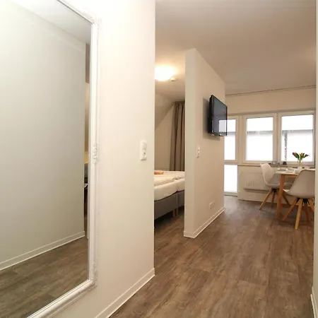Am Haus 2 4 Apartment 4*