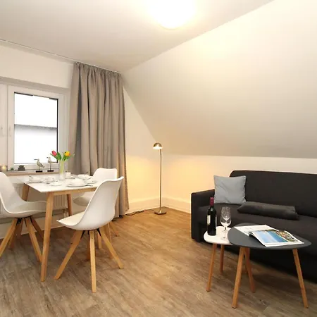 Am Haus 2 4 Apartment Kuehlungsborn