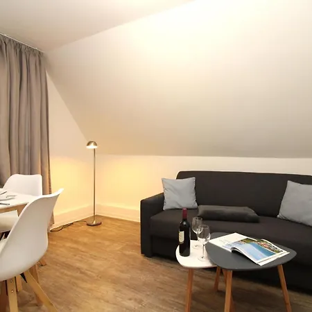 Am Haus 2 4 Apartment 4*